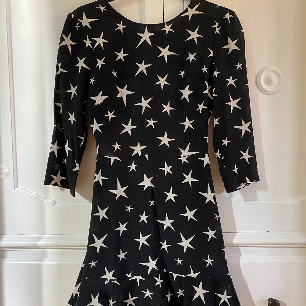 RÉALISATION PAR The Goldie Dress in Starstruck